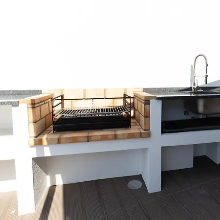 Flowers Island House 5 Φουνκάλ