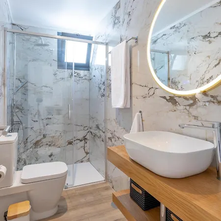 Дом отдыха Flowers Island House 5 Фуншал