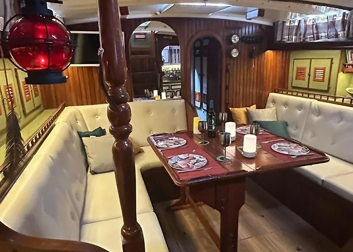 Σπίτι διακοπών Flowers Island House 5 *