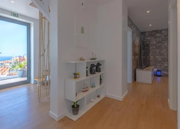 Flowers Island House 5