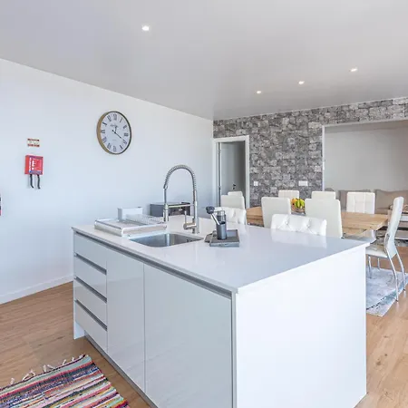 Vakantiehuis Flowers Island House 5 *