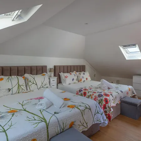 Vakantiehuis Flowers Island House 5