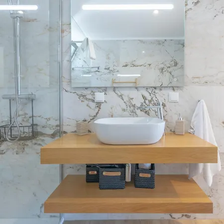 Flowers Island House 5 Funchal (Madeira)